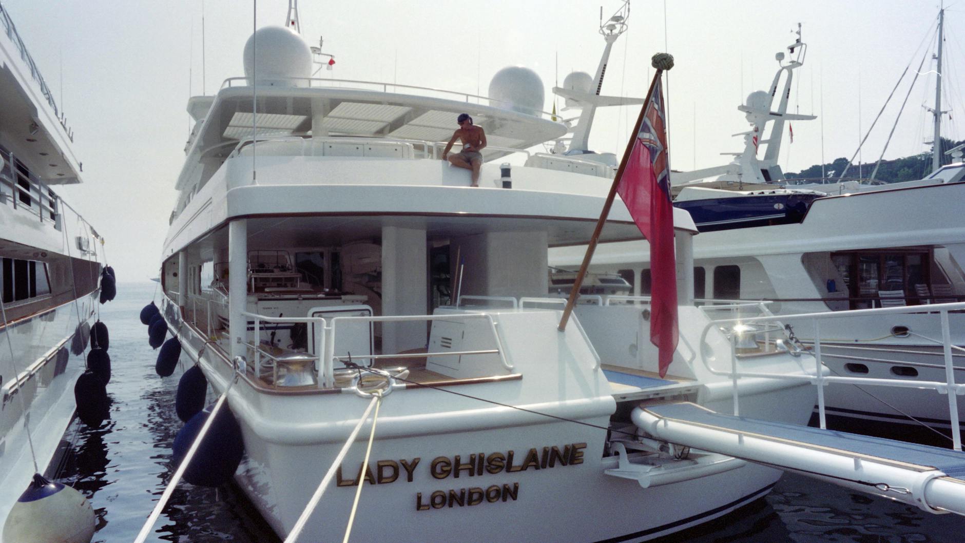Von dieser Jacht verschwand Robert Maxwell vor seinem Tod. Das Boot hatte er nach seiner Tochter Ghislaine benannt.