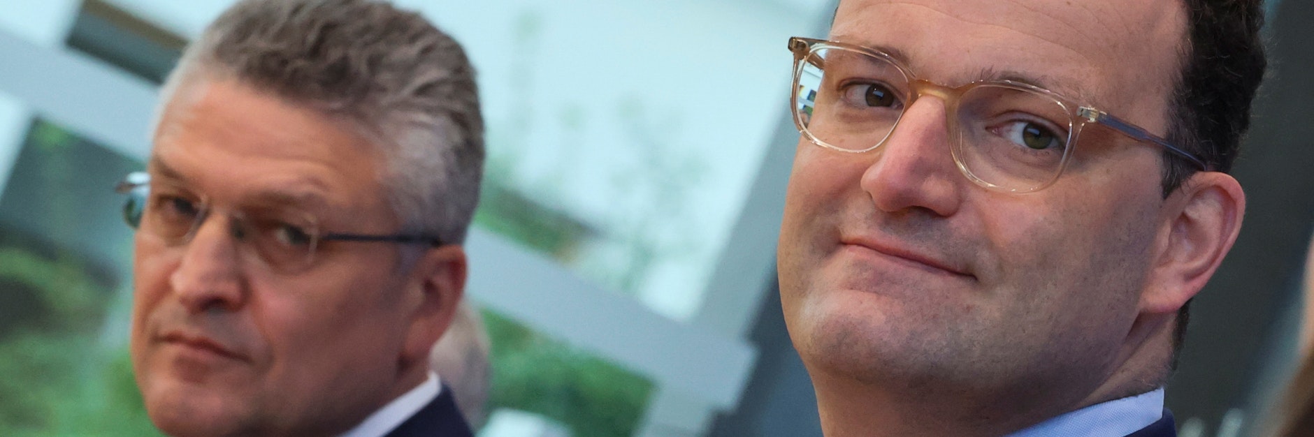 RKI-Präsident Lothar Wieler (li.) und Gesundheitsminister Jens Spahn appellieren an die Vernunft der Urlauber.