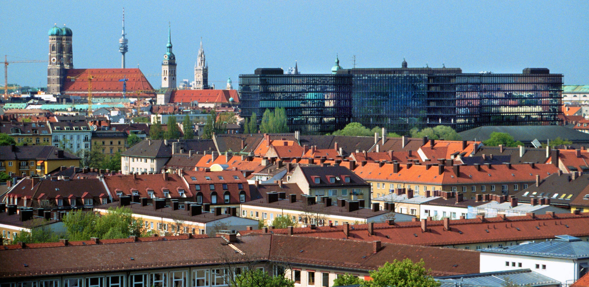 Die Neuvertragsmieten in München liegen derzeit bei 18,31 Euro pro Quadratmeter. Trotzdem hat der Bayerische Verfassungsgerichtshof ein Volksbegehren für einen Mietenstopp gekippt. 