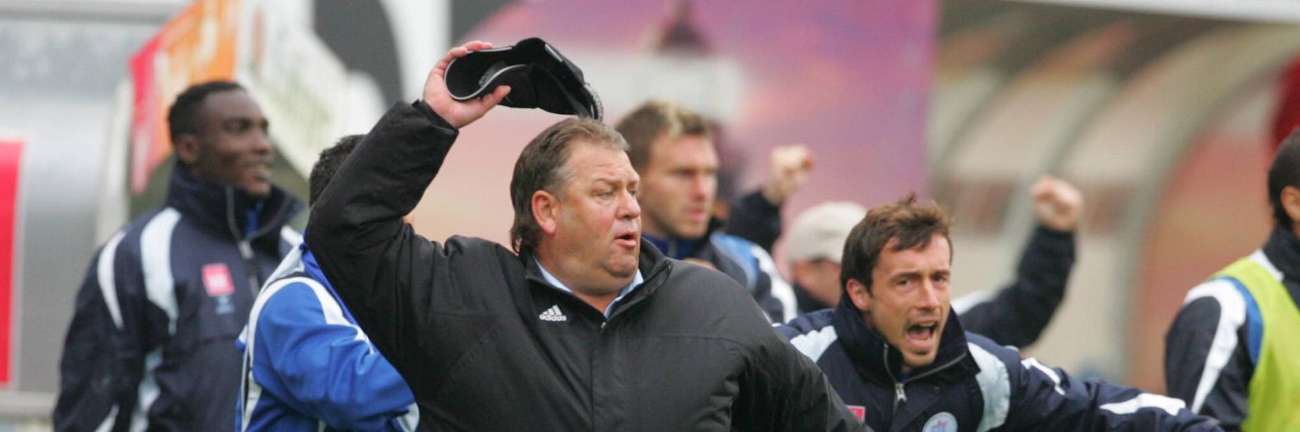 2008 feierte der FC Hansa mit Trainer Frank Pagelsdorf den Aufstieg in die Bundesliga.