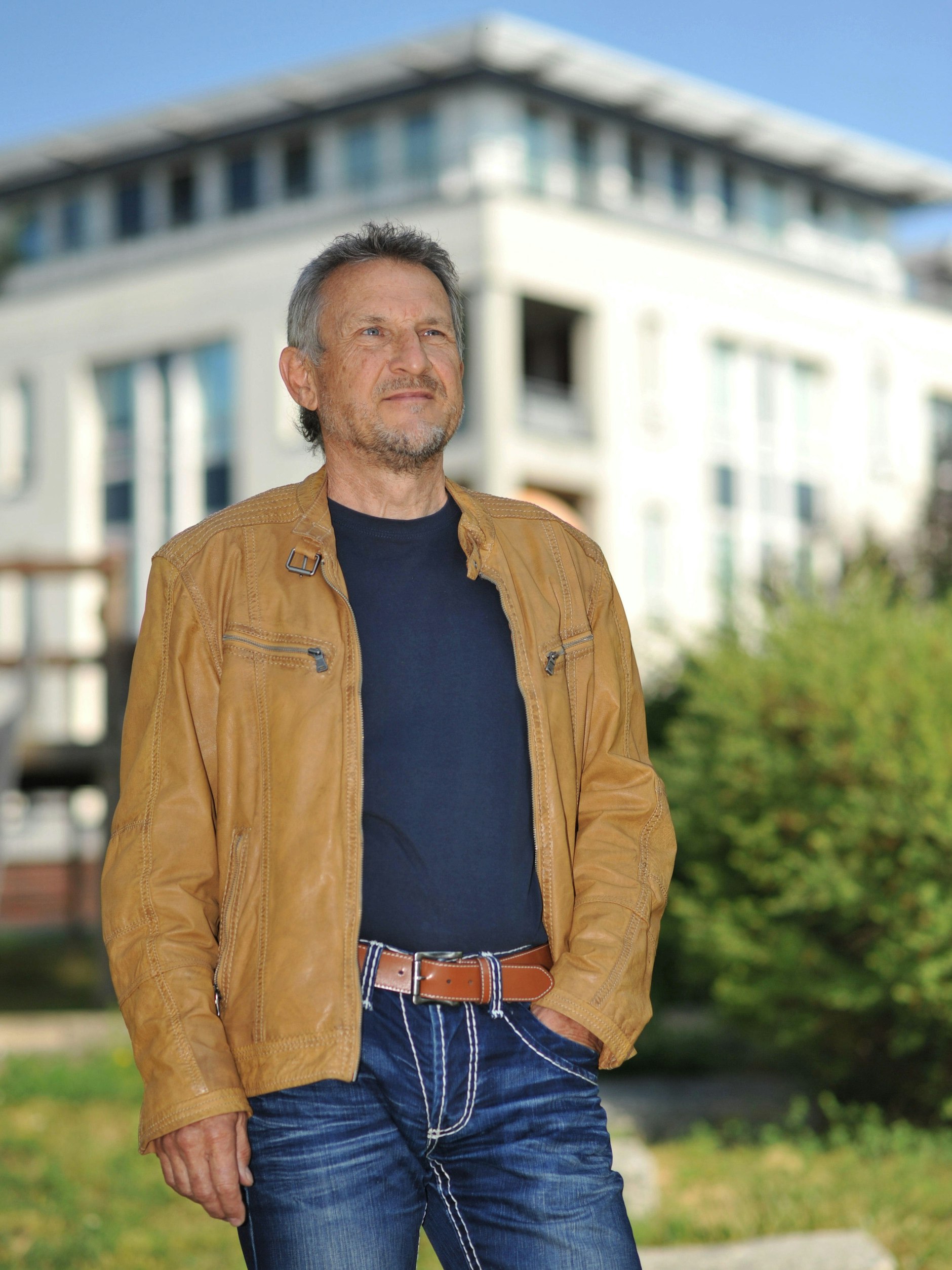 Uwe Hellwig lebt in einer Eigentumswohnung. Er kontrolliert als Verwaltungsbeirat die Arbeit des Verwalters der Wohnanlage.