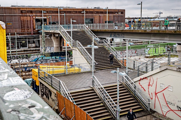 Wird der SBahnhof Warschauer Straße zum neuen BER?