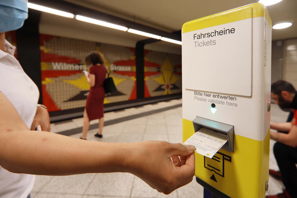 Schwarzfahrerquote bei der BVG ist im ersten Corona-Jahr deutlich gestiegen