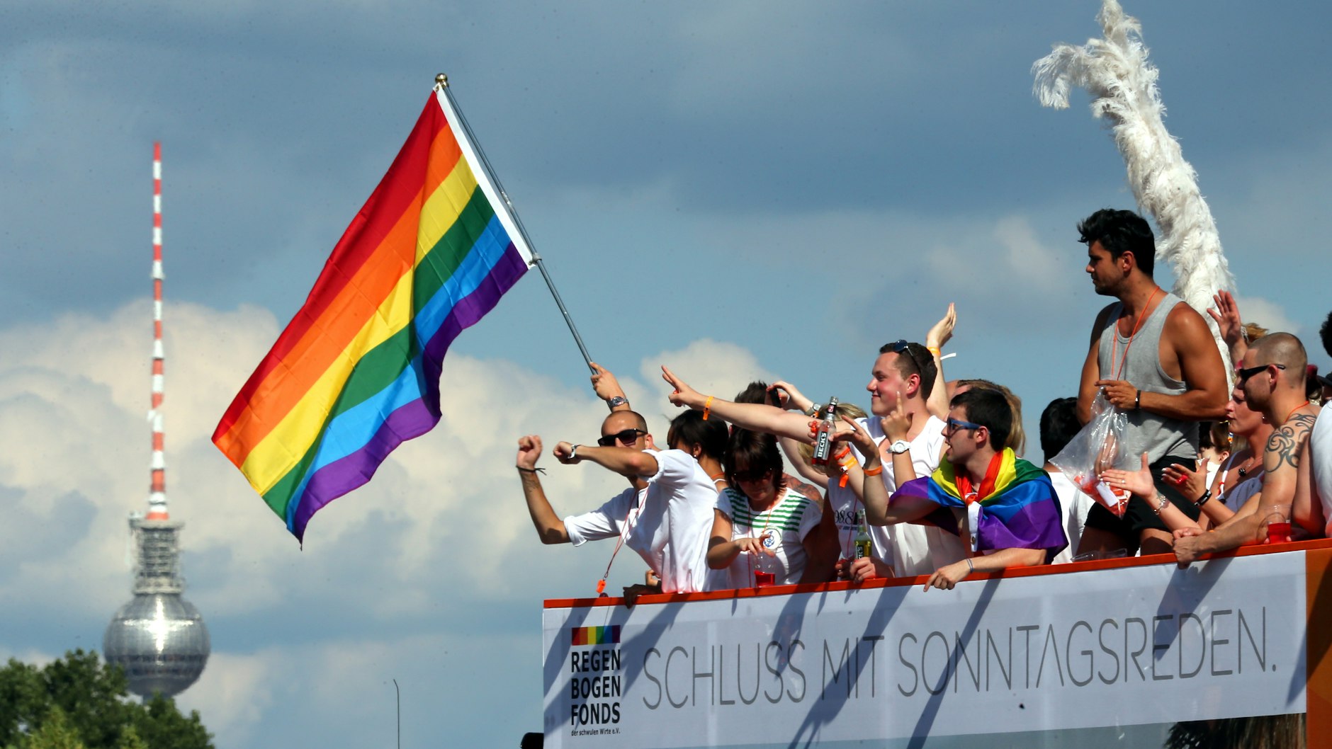 In der Regel draußen: Der Berliner CSD wird dieses Jahr ins Netz verlegt. Ob das klappt?