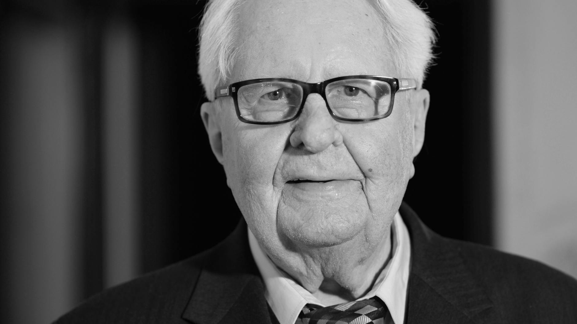 Der Politiker Hans-Jochen Vogel (SPD), aufgenommen auf einer Veranstaltung der Friedrich-Ebert-Stiftung. Der frühere SPD-Chef Hans-Jochen Vogel starb am Sonntag im Alter von 94 Jahren in München nach langer Krankheit. 