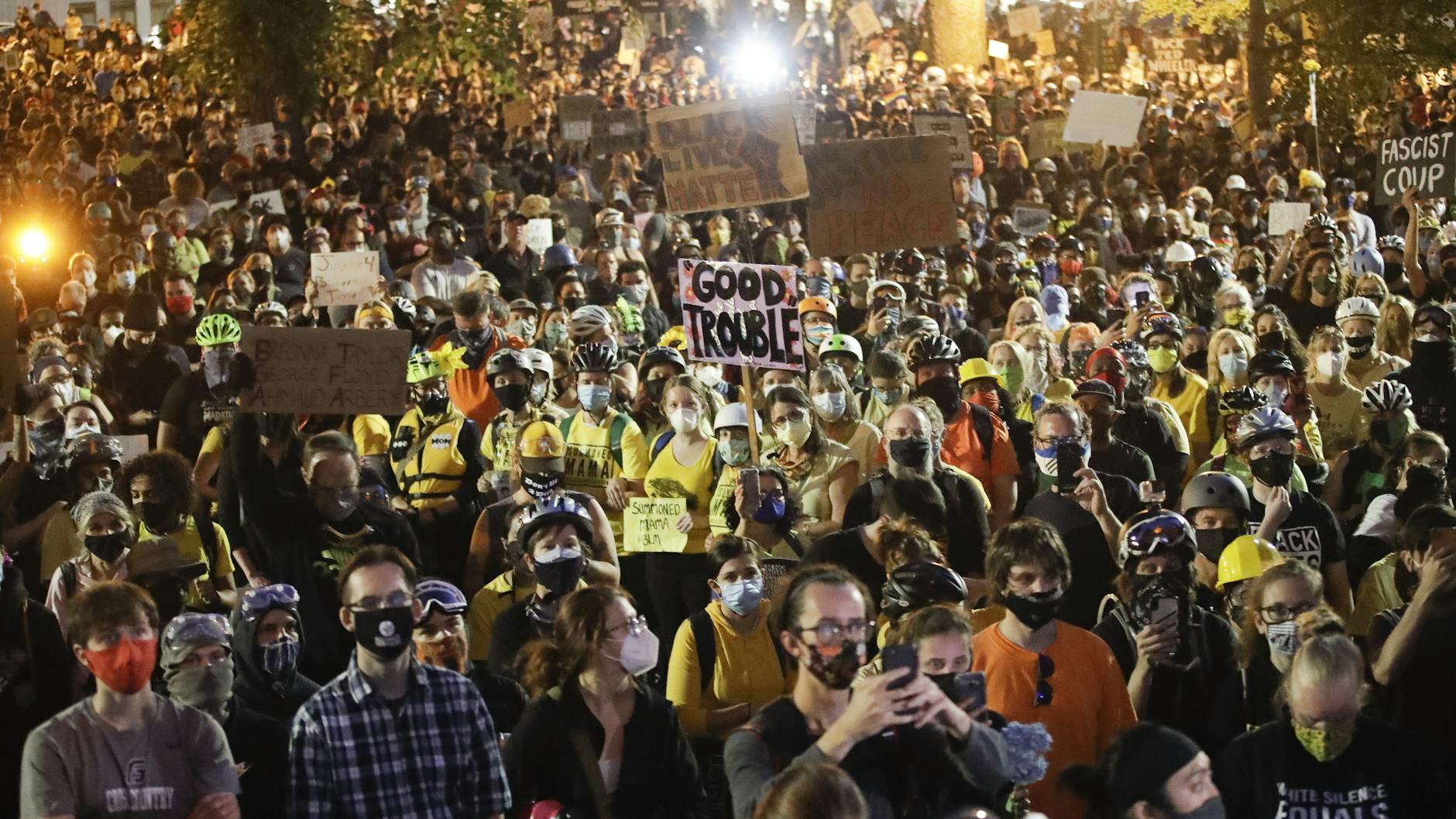 Seit zwei Monaten dauern die Proteste der „Black Lives Matter“-Bewegung in Oregon schon an. Der Einsatz von Bundespolizisten befeuert sie sogar noch weiter.