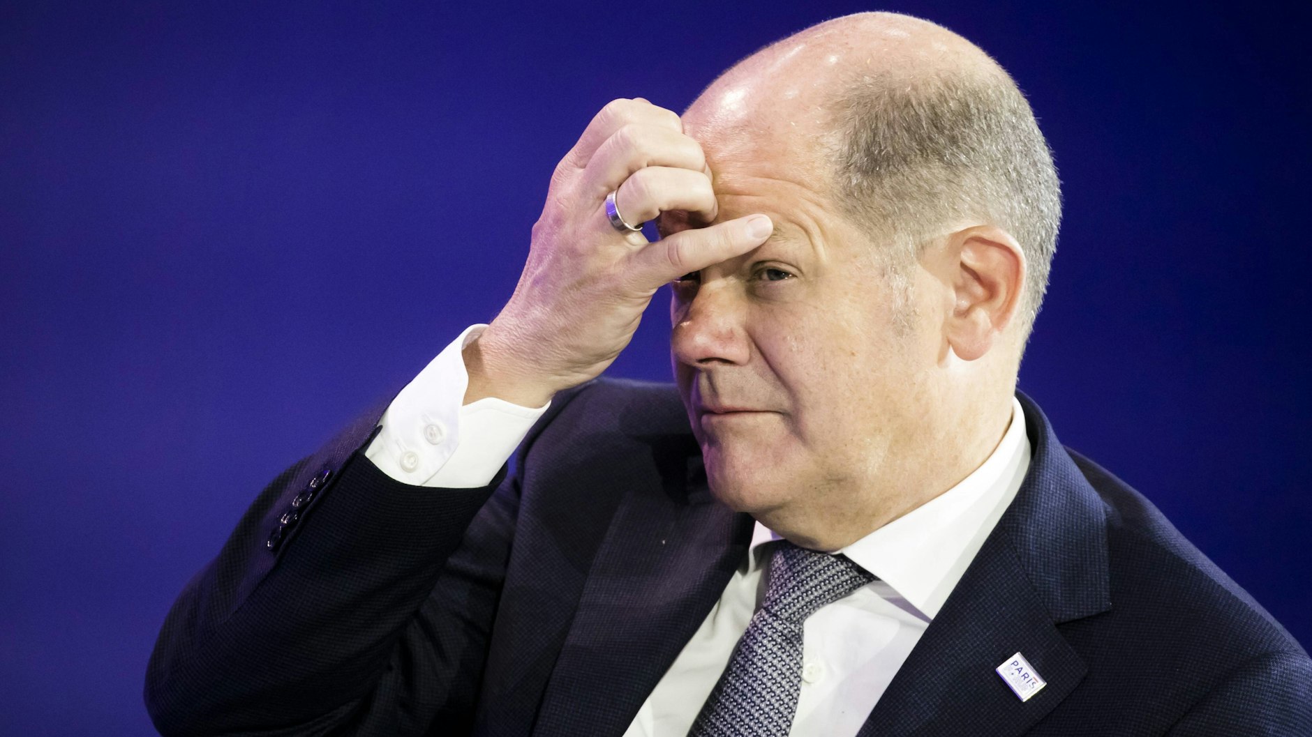 Finanzminister <a href="https://www.sueddeutsche.de/thema/Olaf_Scholz">Olaf Scholz</a> (SPD) war als oberster Dienstherr der deutschen Finanzaufsicht seit eineinhalb Jahren über den Verdacht informiert, dass bei den Geschäften von Wirecard etwas nicht mit rechten Dingen zugeht.