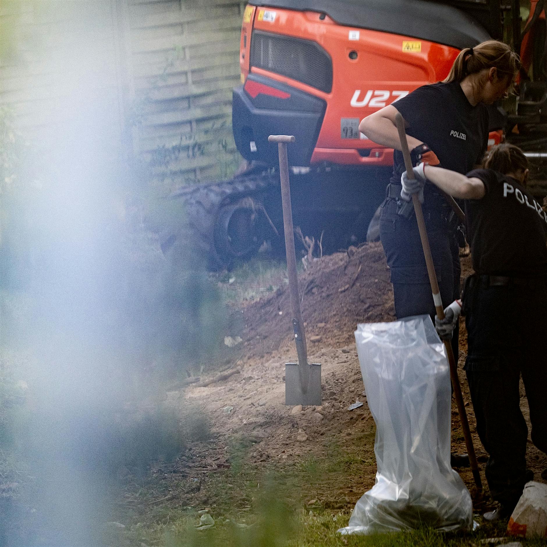 Fall Maddie McCann: Polizei durchsucht Kleingarten mit Bagger und Spürhunden