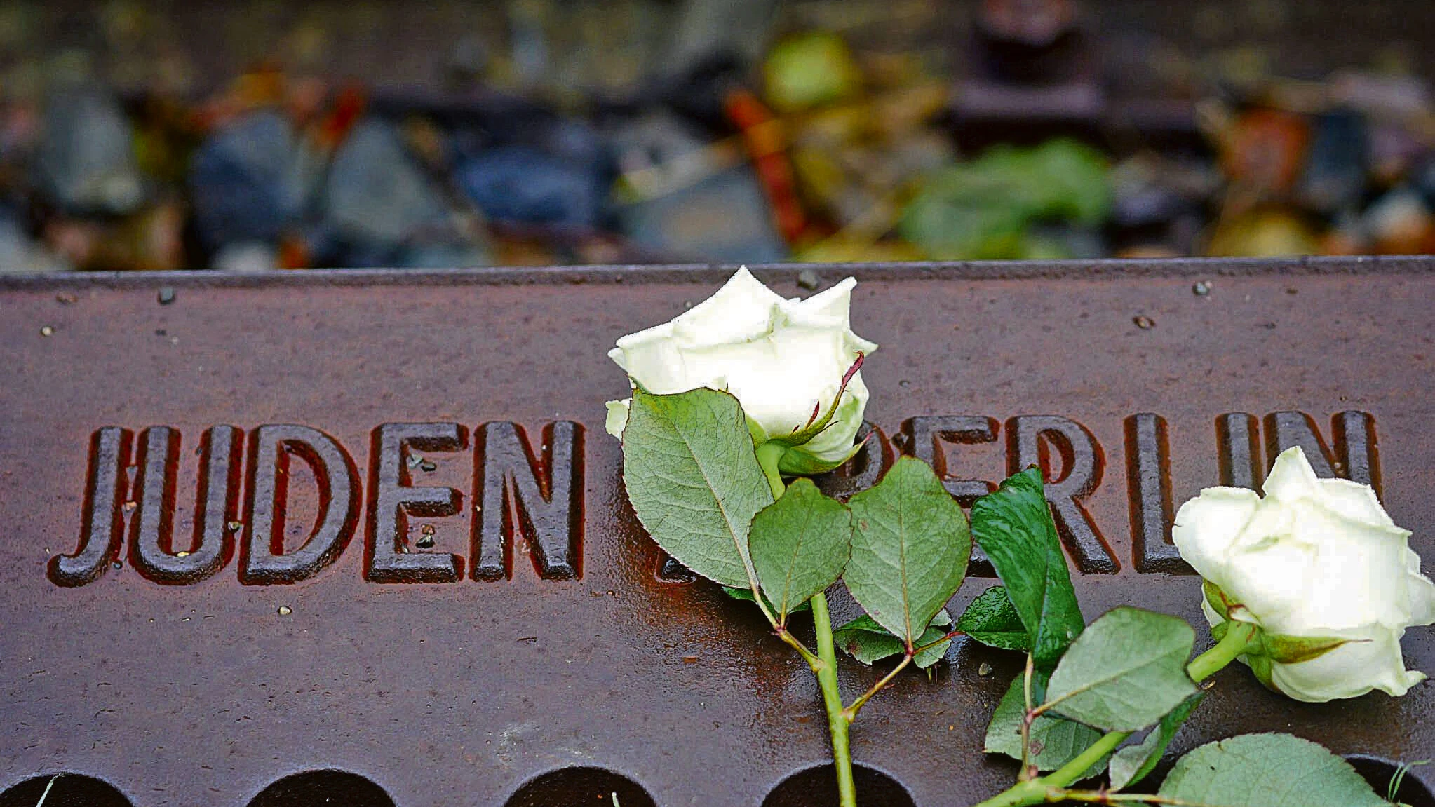 Die Reichsbahn verdiente mit ihren Transporten kräftig am Holocaust mit – auch in Berlin.