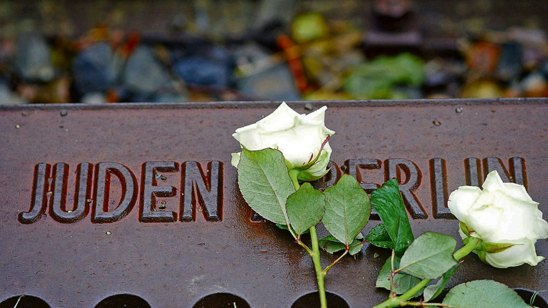 Die Reichsbahn verdiente mit ihren Transporten kräftig am Holocaust mit – auch in Berlin.