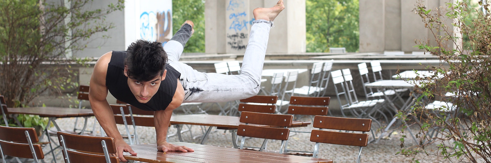 Berlin; 27.07.2020: Absolventen der Artistenschule gehen auf Corona-Tournee