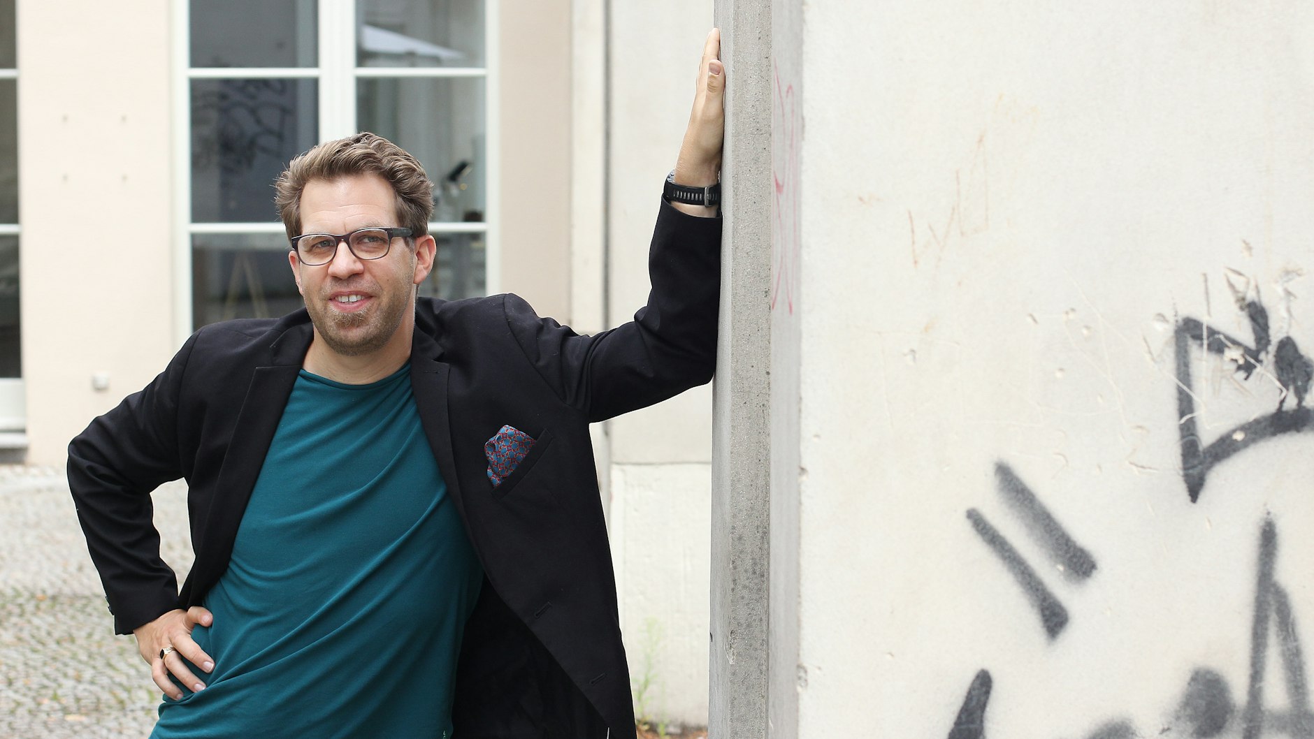 Maik M. Paulsen ist der Organisator der jährlichen Absolventenshow der Artistenschule.