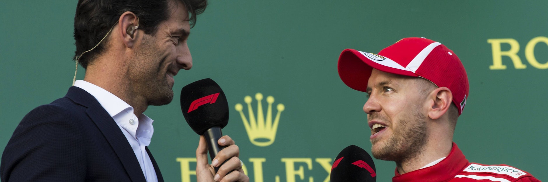 Ex-Kollege und TV-Experte Mark Webber (l.) rät Sebastian Vettel, Ferrari so schnell wie möglich zu verlassen.&nbsp; &nbsp;