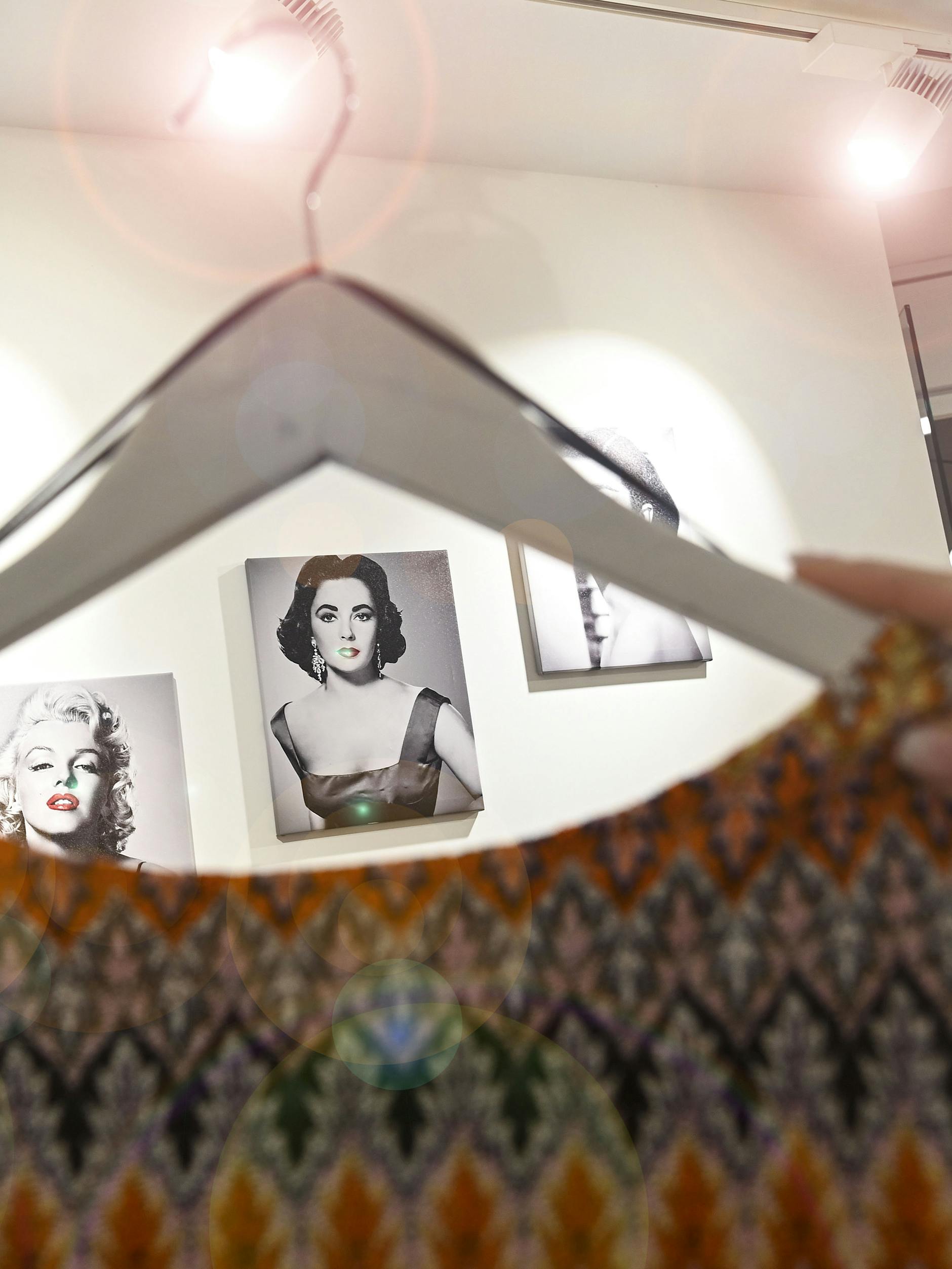 In diesem Jahr ist die Kollektion der zwei Berlinerinnen besonders farbenfroh. 