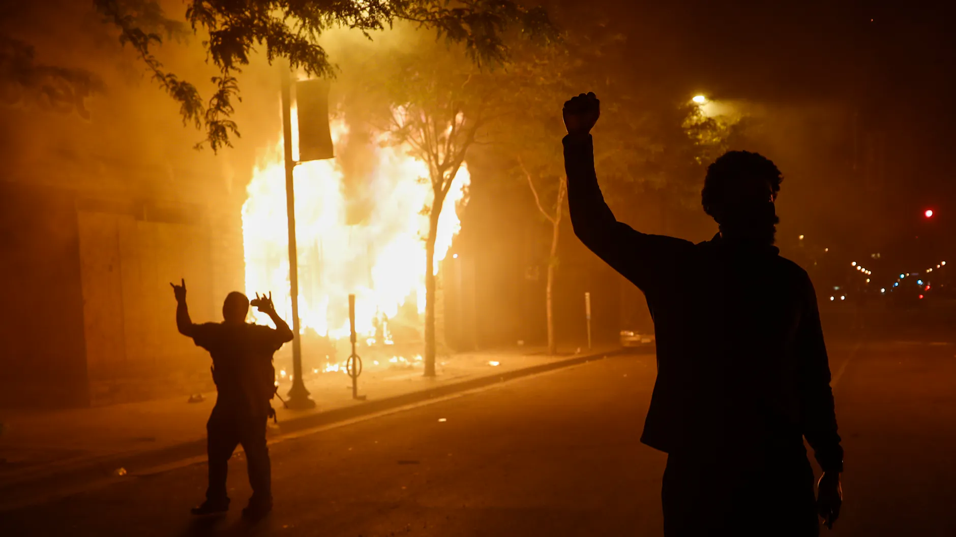 Fünf Tage nach dem Tod von George Floyd: Proteste gegen Polizeigewalt und Rassismus in Minneapolis am 30 Mai.