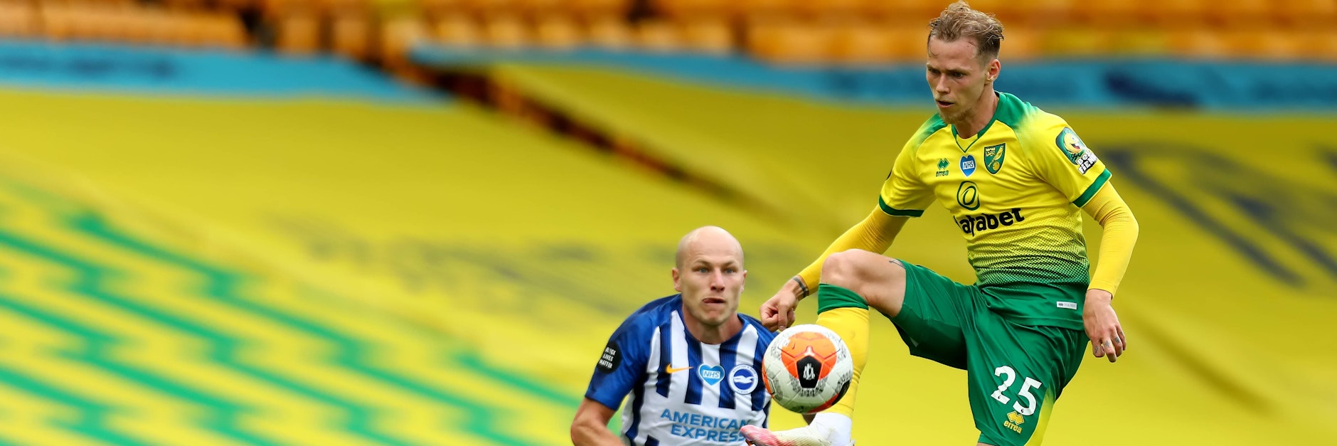 Spielmacher Ondrej Duda (r.) kehrt, sobald der Abstieg von Norwich City feststeht, zu Hertha zurück.&nbsp;