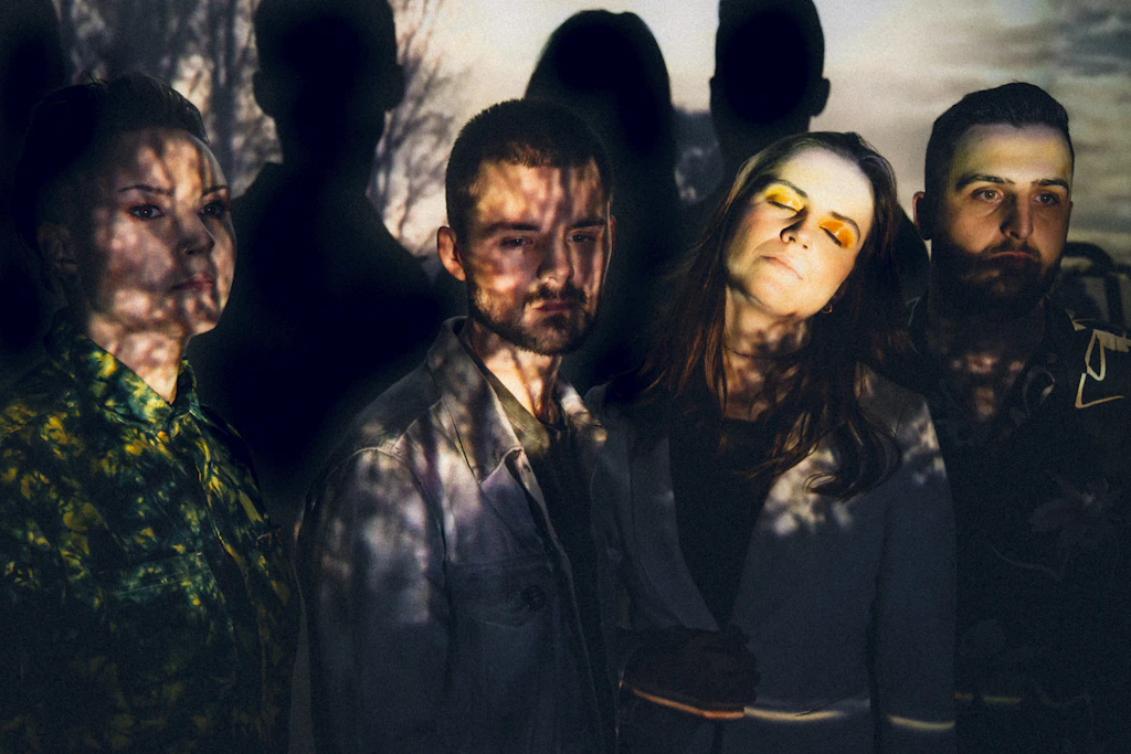 Newcomer-Band Another Sky: In der Welt brodelt und bröckelt es