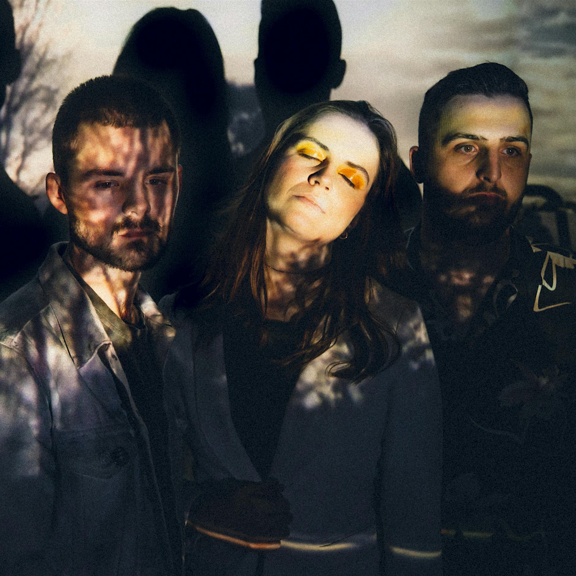 Newcomer-Band Another Sky: In der Welt brodelt und bröckelt es