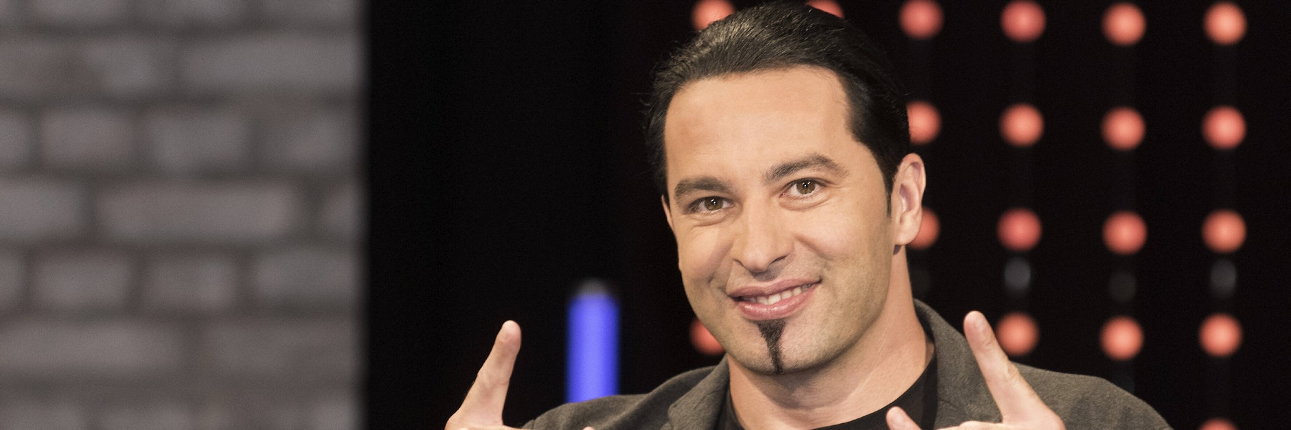 Comedian Bülent Ceylan sitzt in der nächsten Staffel in der Jury von&nbsp;„The Masked Singer“.