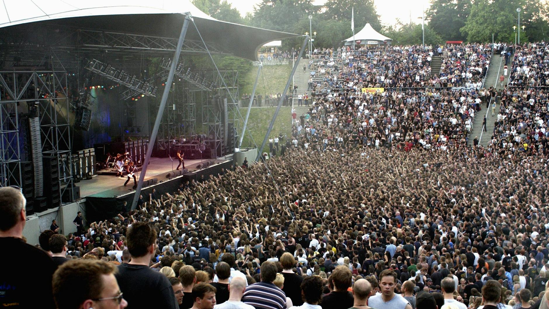So kennen wir die Wuhlheide als Rock-Bühne, hier beim Metallica-Konzert (2003).