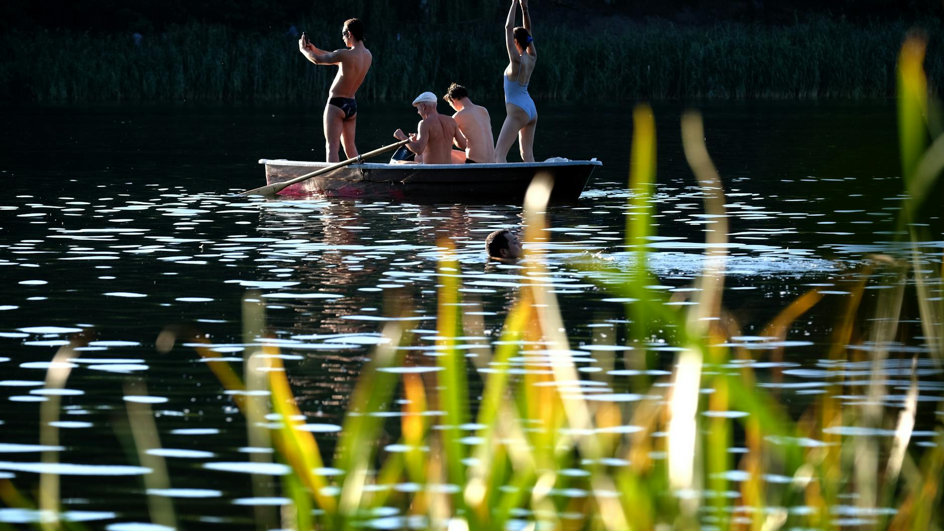 Content für die Instagram-Story: Der Ausflug zum See lässt sich großartig in Szene setzen.