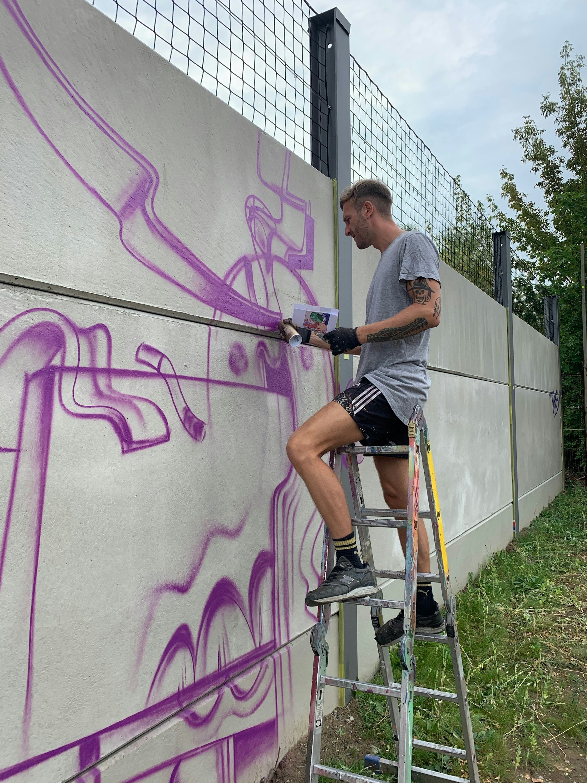 Nach wenigen Minuten sind schon die ersten Formen erkennbar.&nbsp;