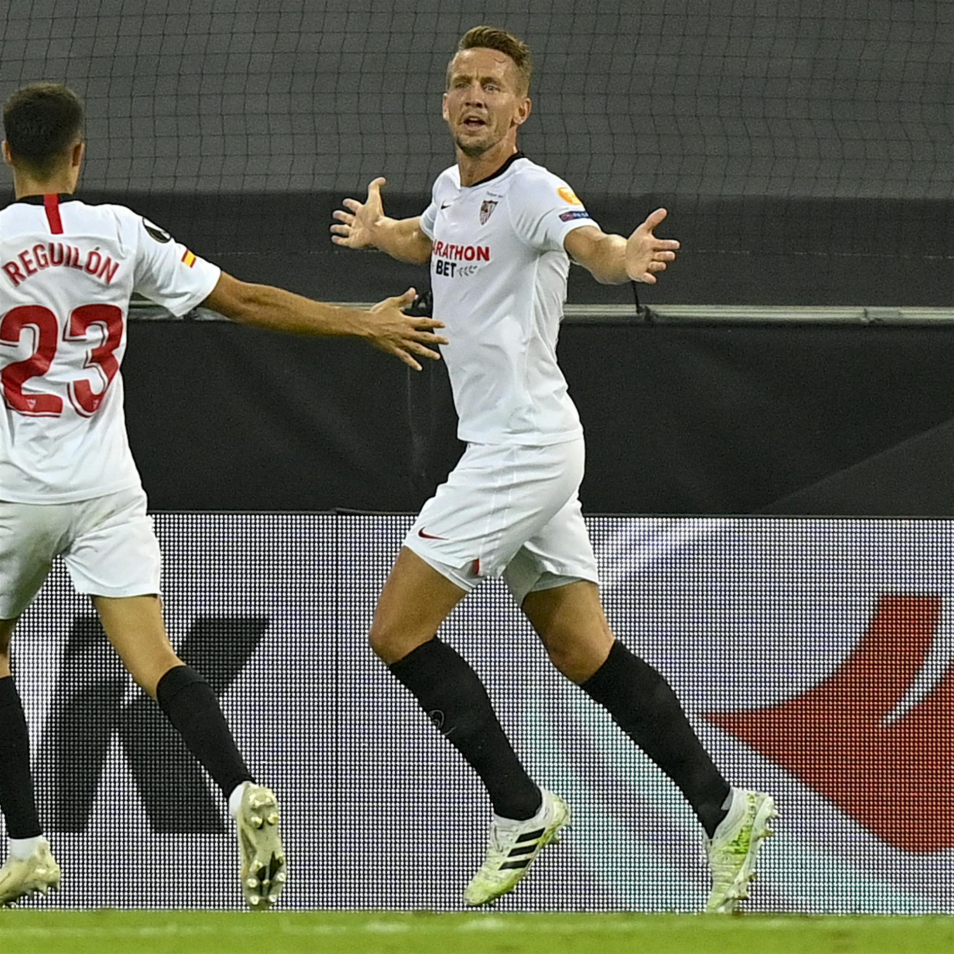 Image - Der FC Sevilla schlägt Manchester United und steht zum sechsten Mal im Endspiel