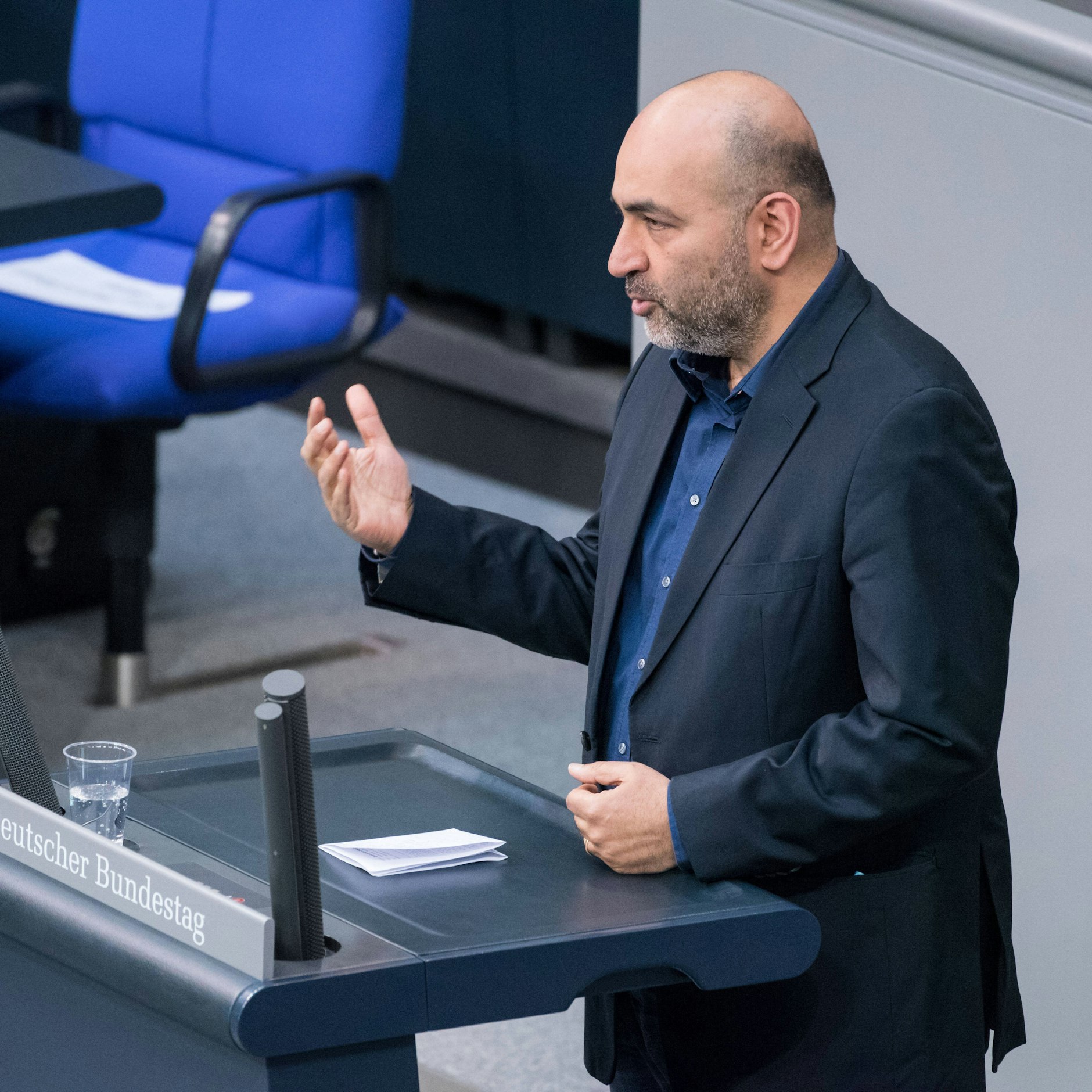 Der Außenpolitiker Omid Nouripour wollte seinen Doktor machen, aber dazu kam es nie.