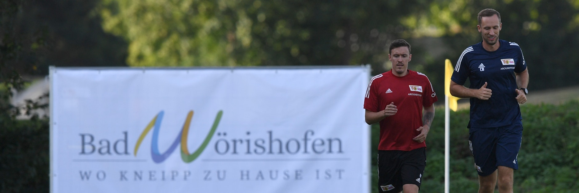 Max Kruse arbeitet zusammen mit Reha-Trainer Christopher Busse für sein Comeback.
