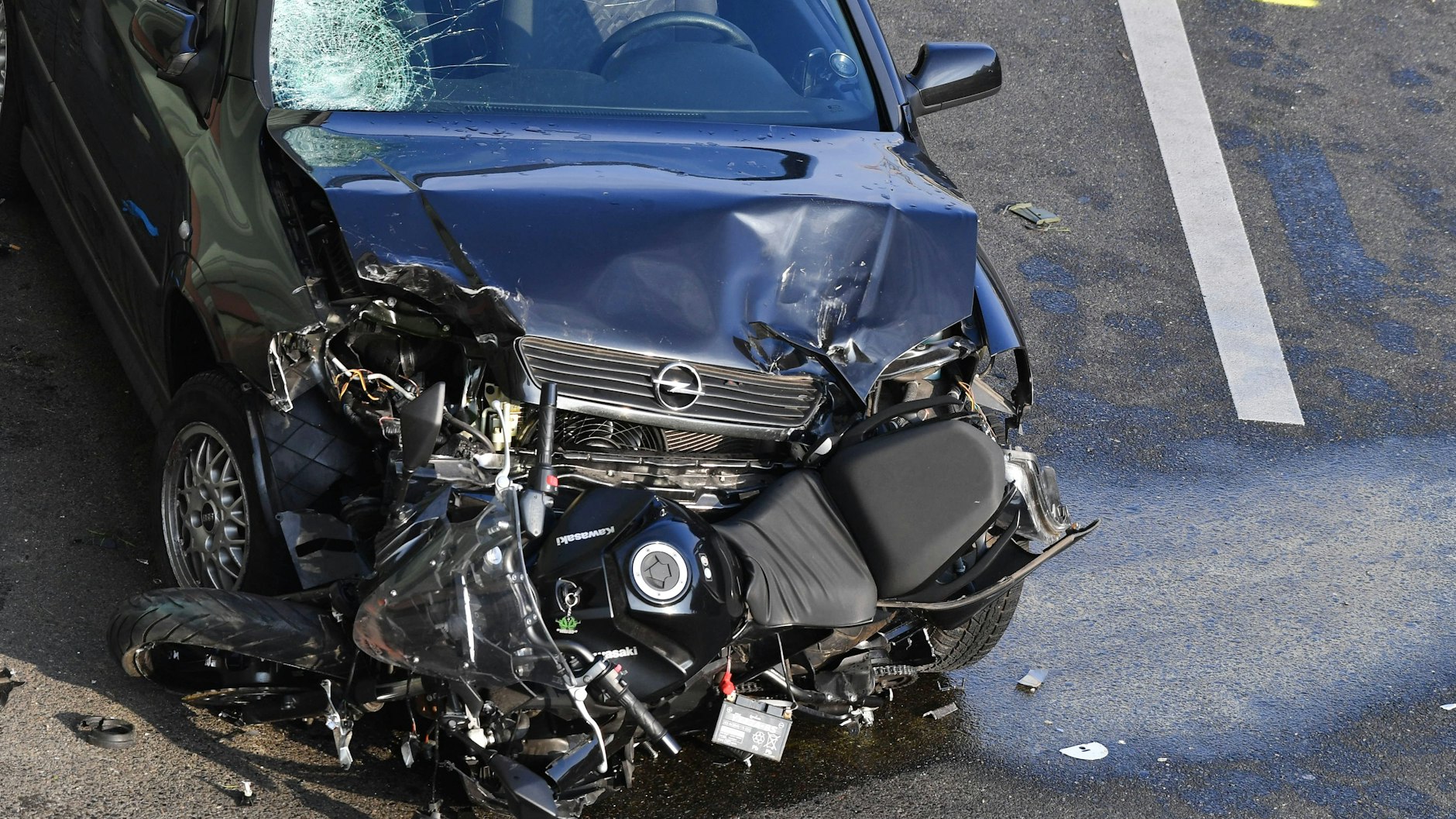 Ein Auto wurde auf der Berliner Stadtautobahn zur Tatwaffe.
