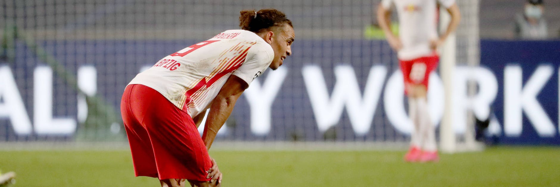 Nach dem CL-Aus ist nicht nur bei Yussuf Poulsen die Enttäuschung groß.