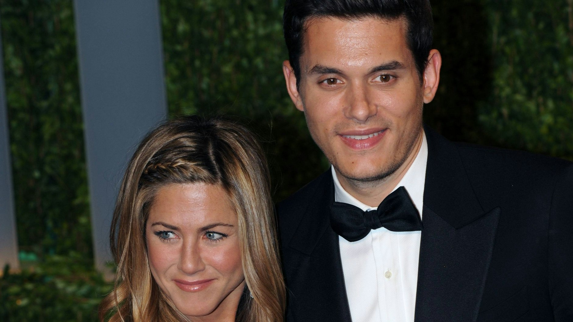 Jennifer Aniston und John Mayer bei einer Oscar-Party im Jahr 2009.
