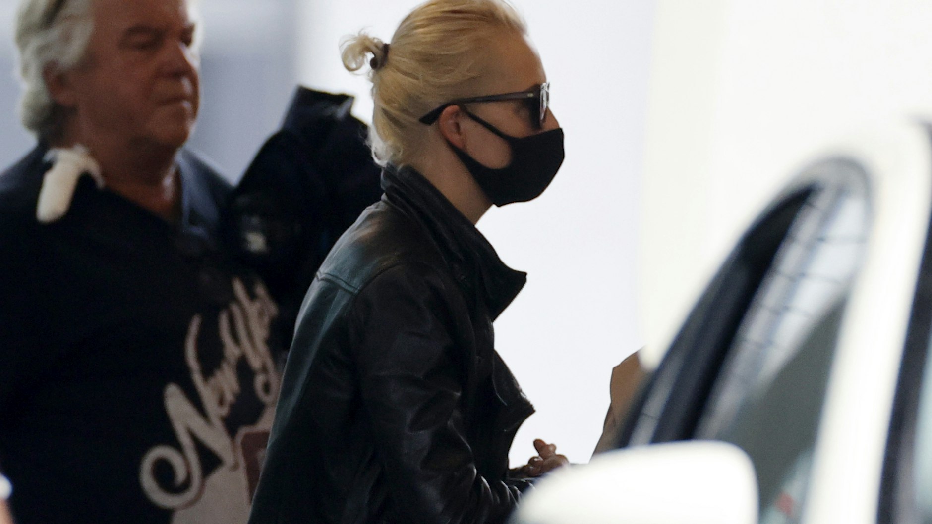 Julia Nawalny, Ehefrau des Regierungskritikers, auf dem Weg in die Berliner Charité