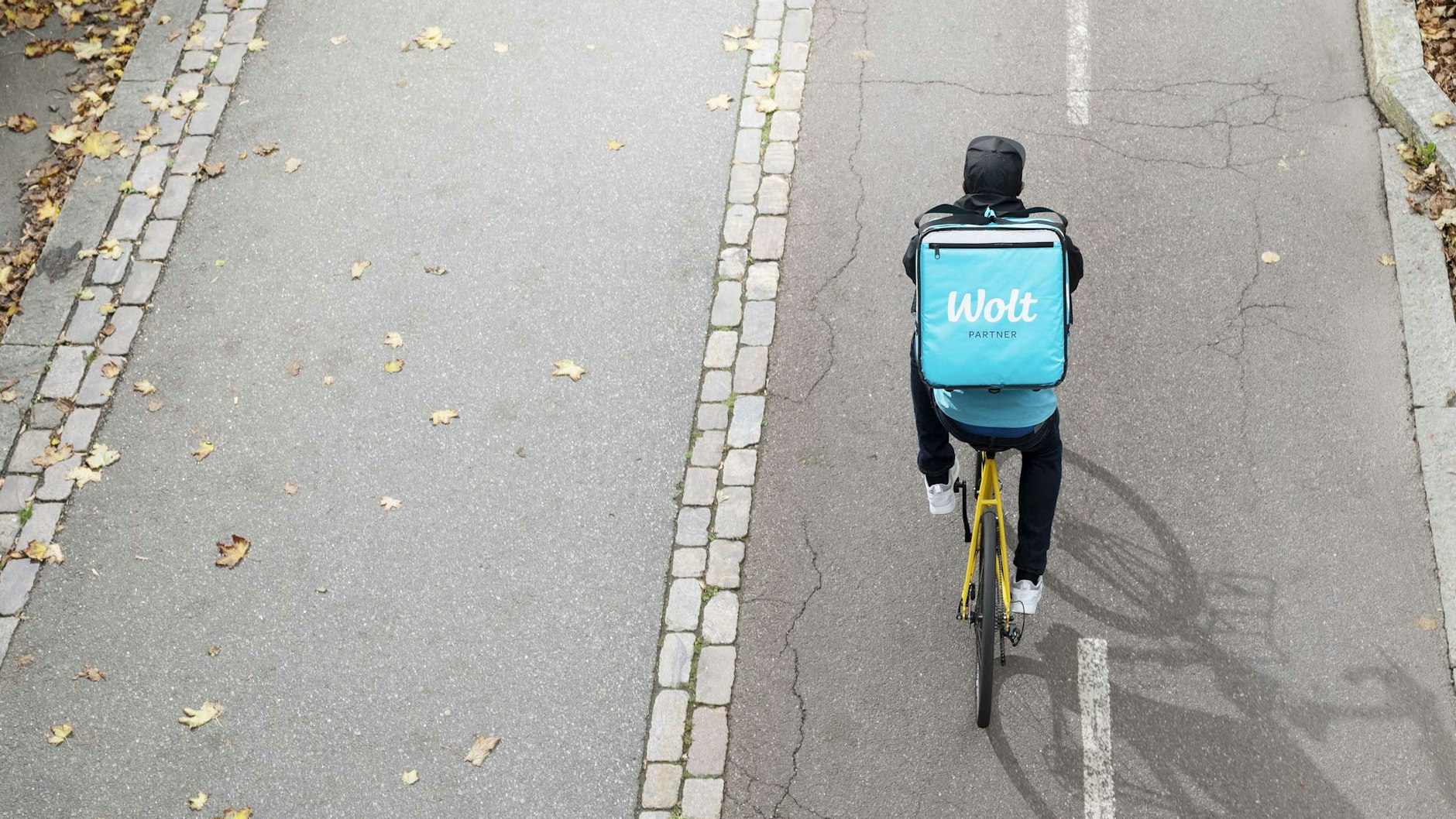 Die Finnen liefern seit Monatsbeginn mit eigener Kurier-Flotte aus.