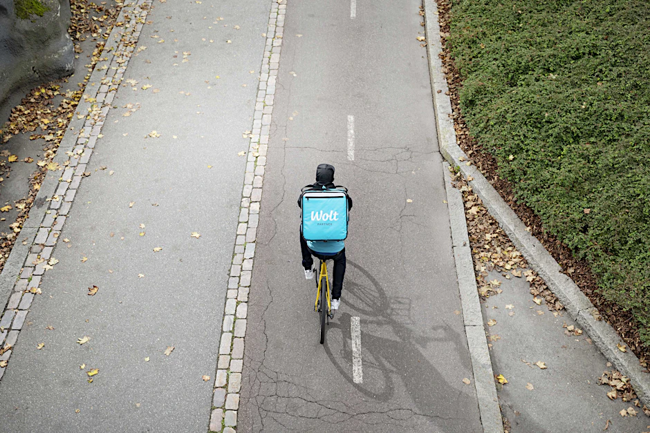 Die Finnen liefern seit Monatsbeginn mit eigener Kurier-Flotte aus.