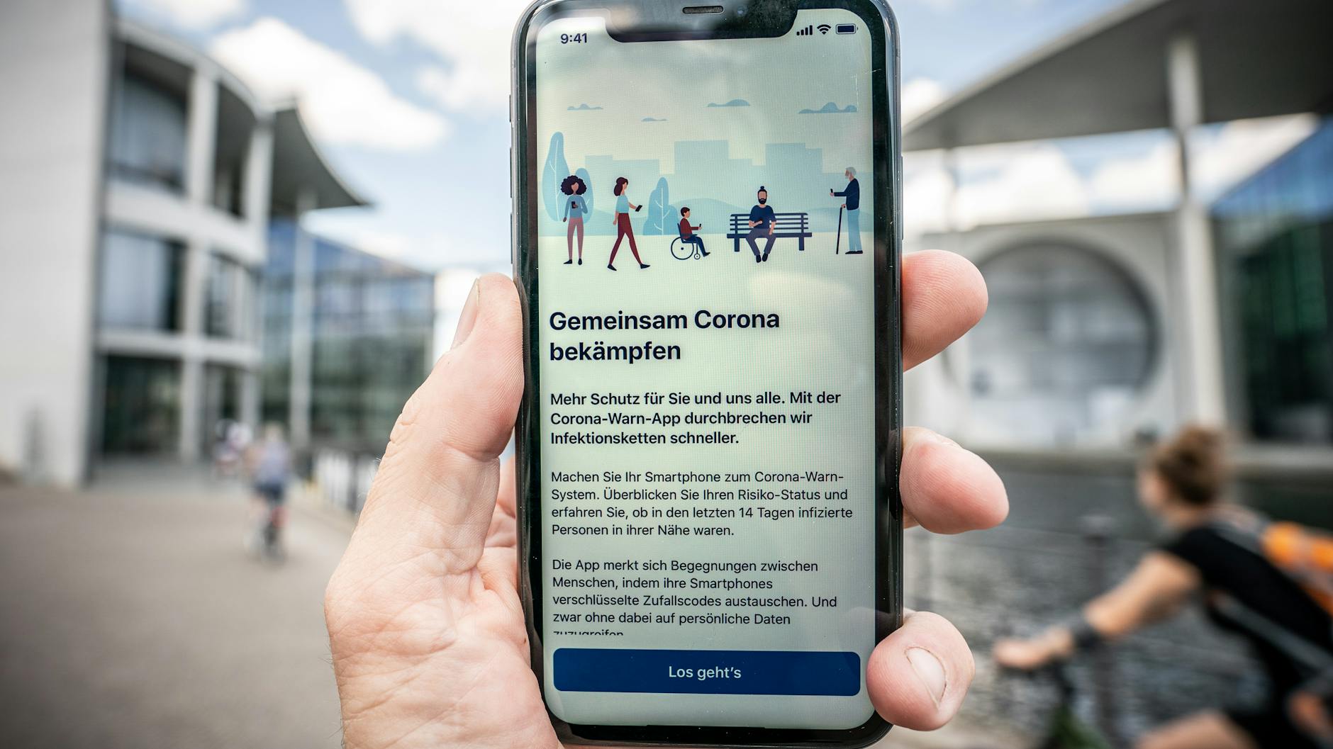 53 Millionen Menschen in Deutschland nutzen aktuell ein Smartphone.