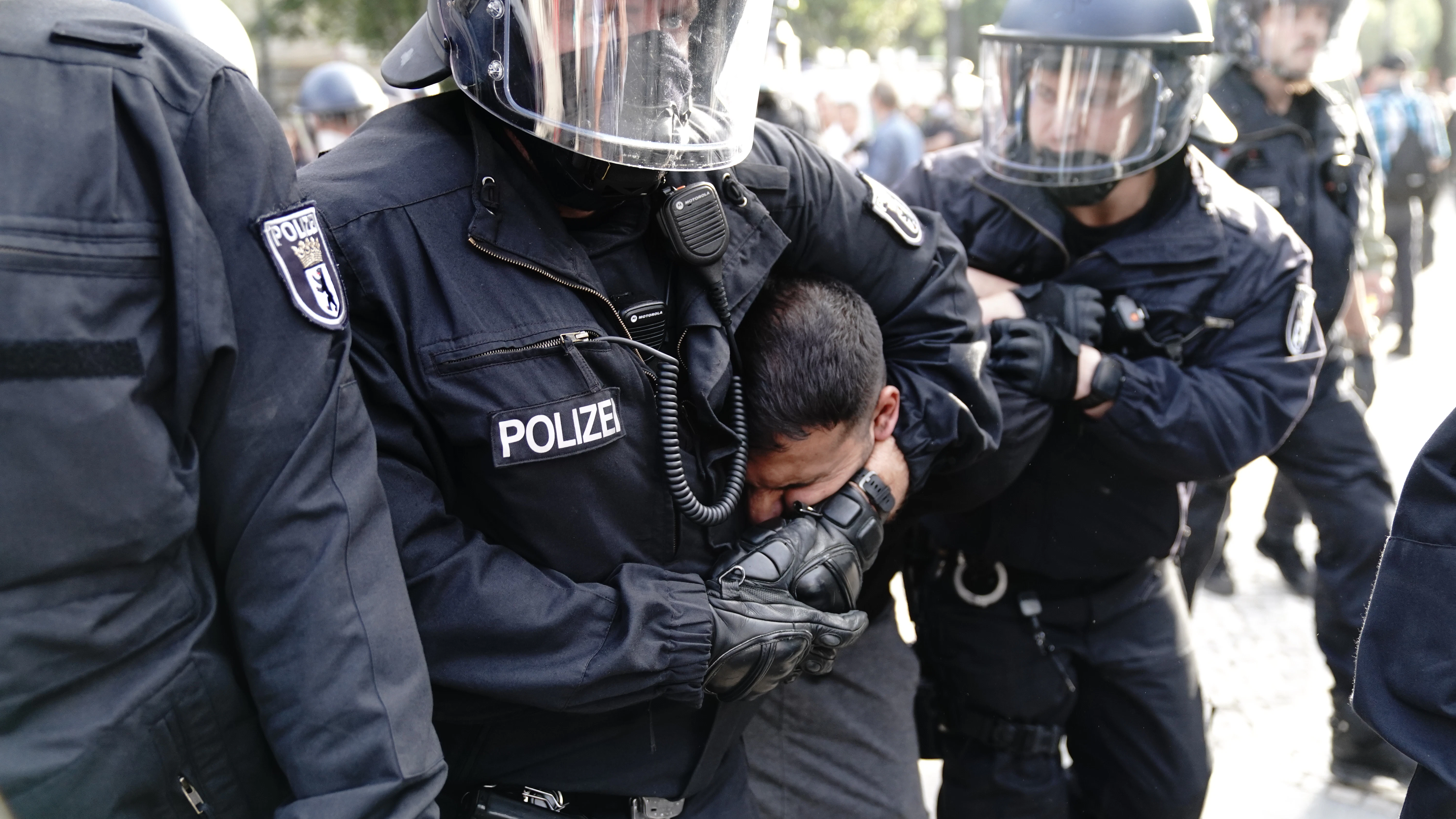 Vorübergehend in Polizeigewahrsam: Vegan-Koch Attila Hildmann