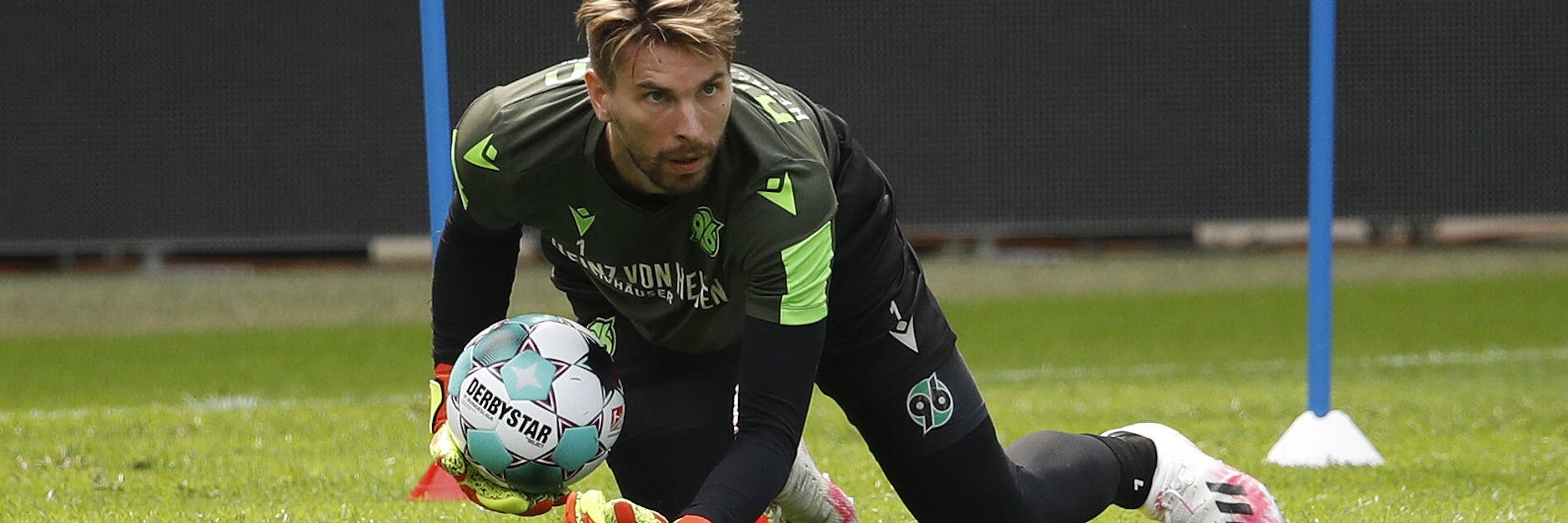 Wurde in Hannover aus dem Verein getrieben und ist nun beim 1. FC Union im Gespräch: Ron-Robert Zieler.