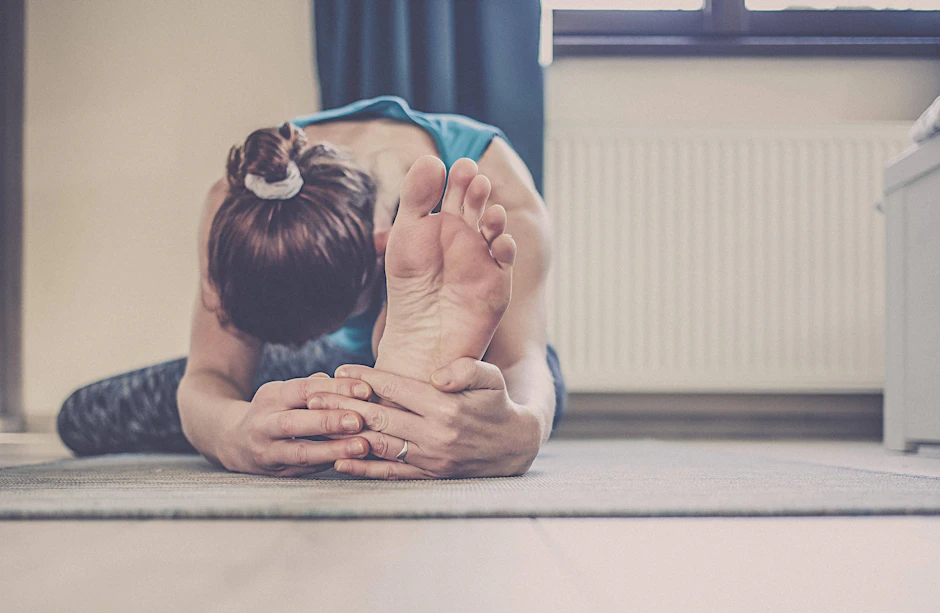 Auch zu Hause lässt sich an Yoga-Stunden teilnehmen, das haben die vergangenen Wochen und Monate gezeigt.