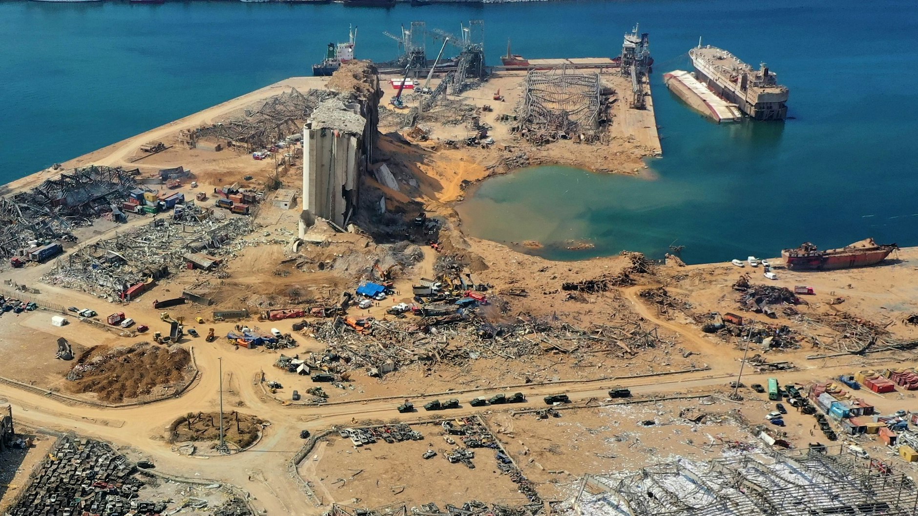 Das verwüstete Hafengebiet von Beirut, wo am Dienstag ein Lagerhaus voller Ammoniumnitrat explodierte.