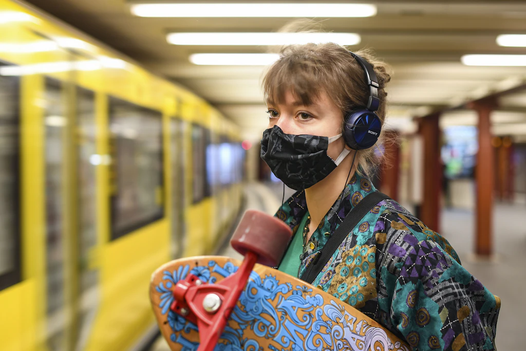 BVG-Sicherheitskräfte erwischen rund 80.000 Maskenmuffel in Bus und Bahn