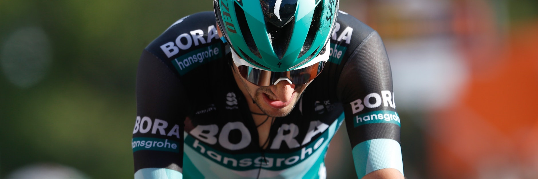 Emanuel Buchmann ist vorne, aber nicht ganz vorne mit dabei.