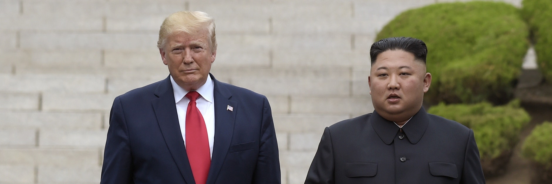 US-Präsident Donald Trump und Nordkoreas Machthaber Kim Jong Un bei einem Treffen in Nordkorea