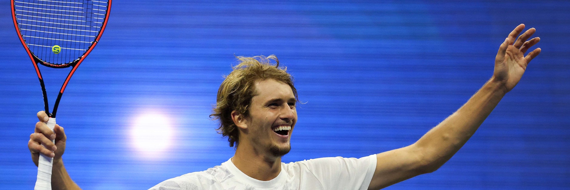 Alexander Zverev feiert den Einzug ins Endspiel der US Open.