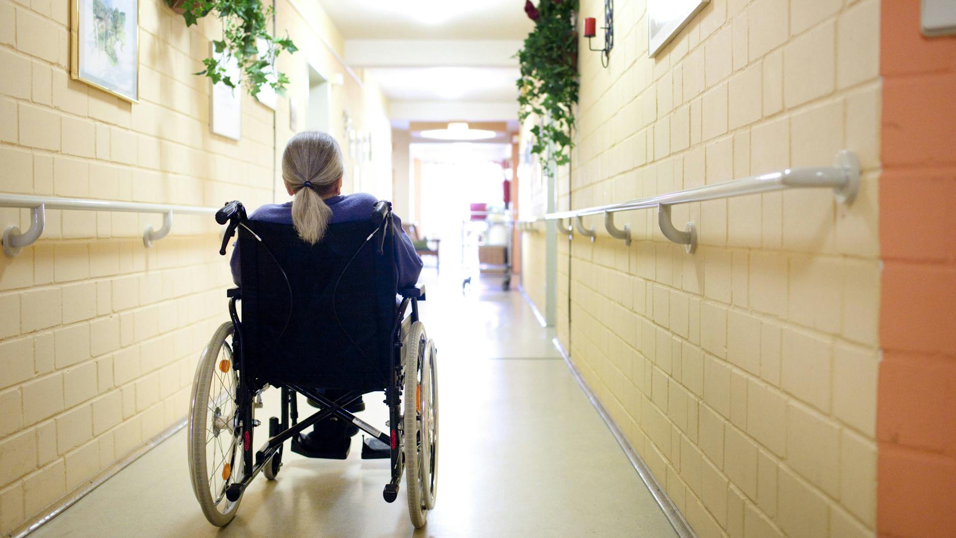 Selbst in den deutschen Pflegeheimen lassen sich nicht alle Bewohner impfen.