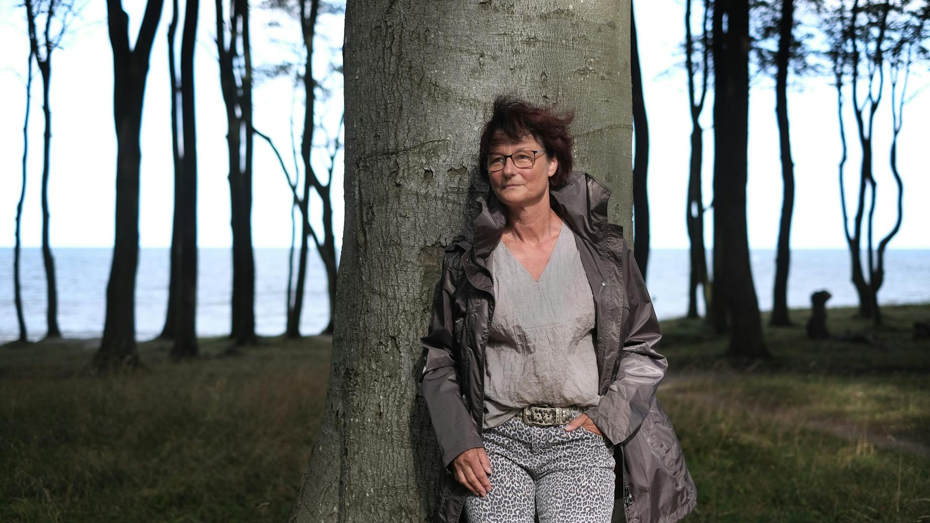 Annemarie Sigle am Ostseestrand.