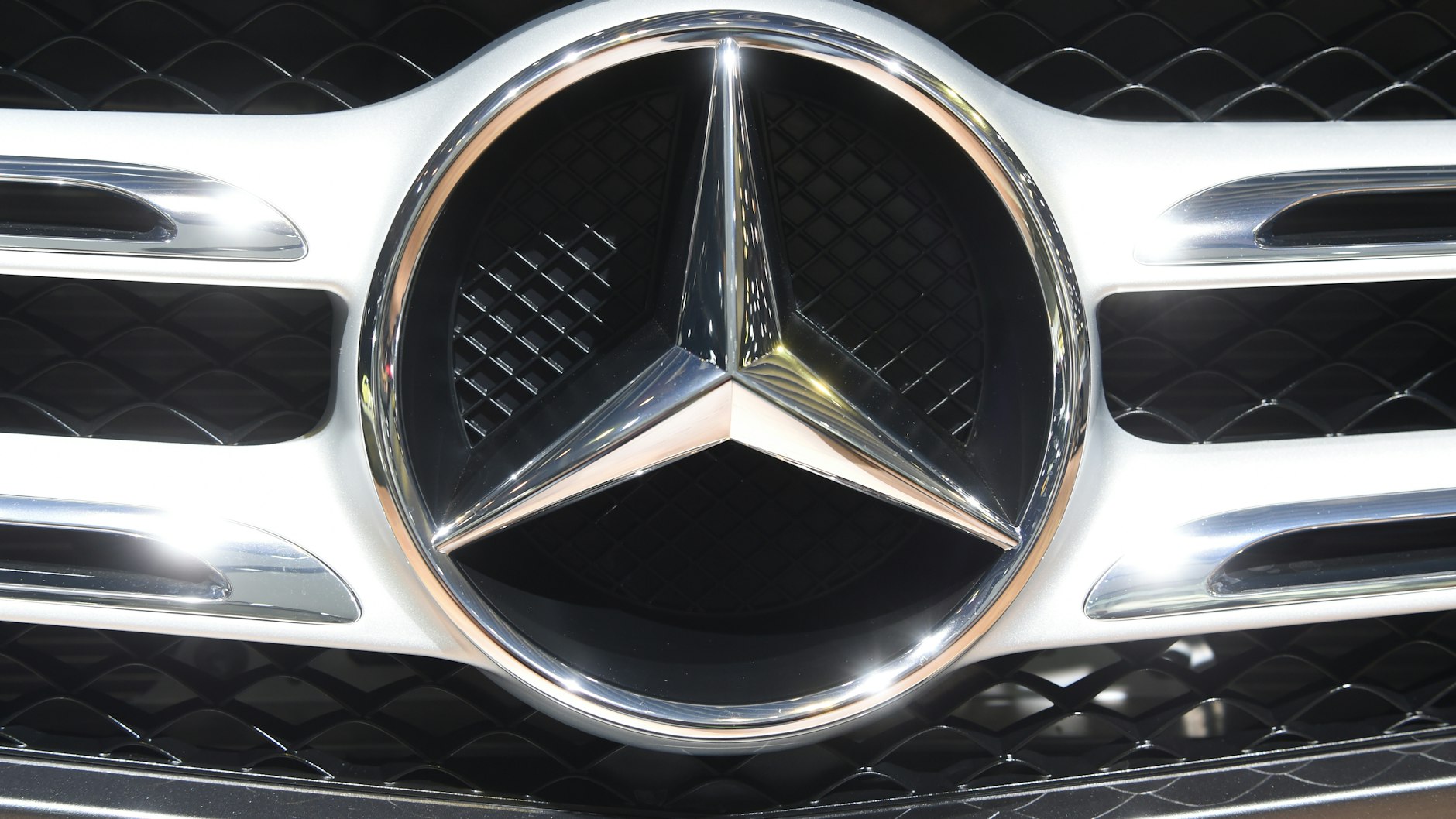 Daimler gesteht mit dem Vergleich keine Schuld ein.