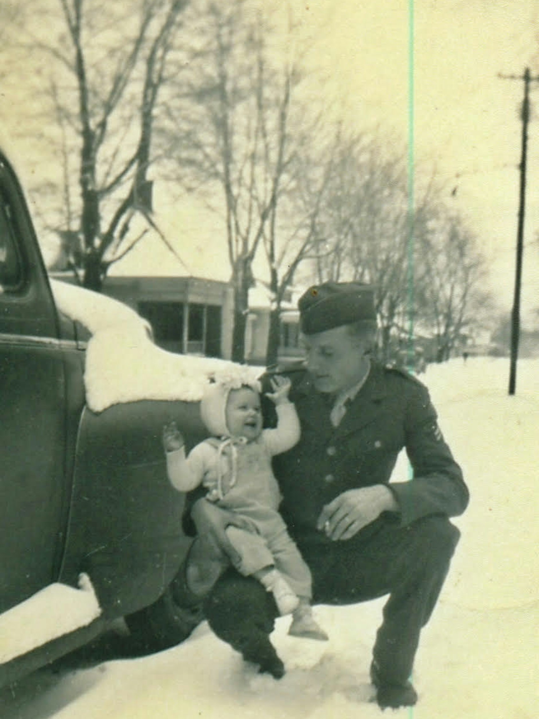 Funker Clarence Gibson mit seiner Tochter Judy<br>