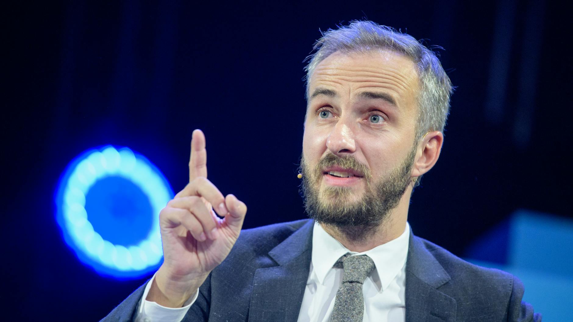 Jan Böhmermann.