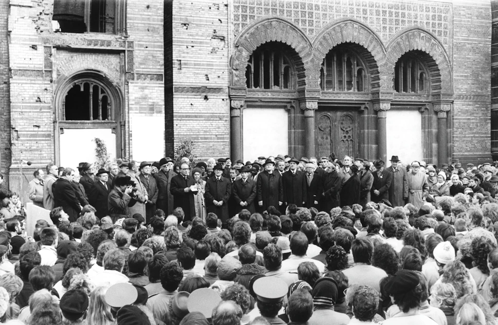 Das bewegte Jahr 1990: Wie Juden in Ost und West zusammenfanden